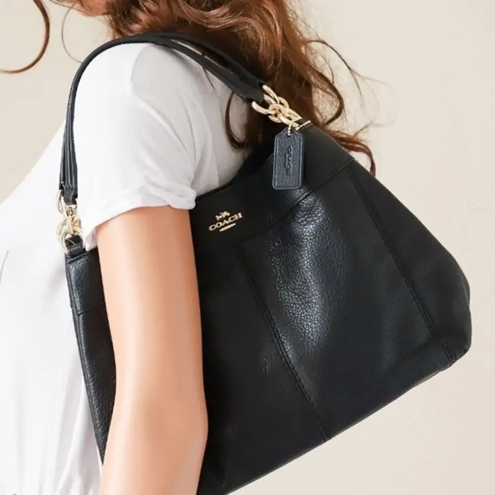 Coach Classic 2017 Lexy Black Pebble Leather Shoulder Bag Gold Hardware